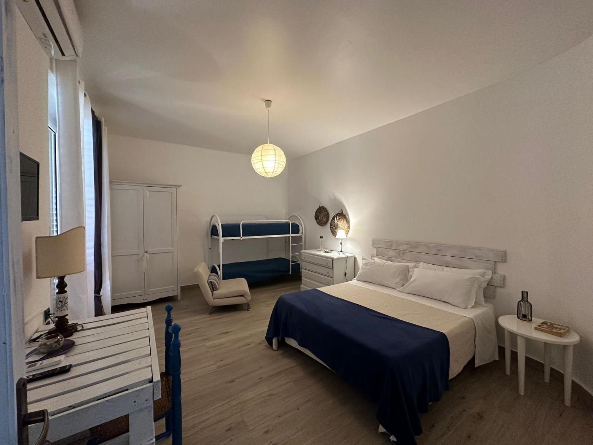 Civico 98 Hotel Milazzo Bagian luar foto