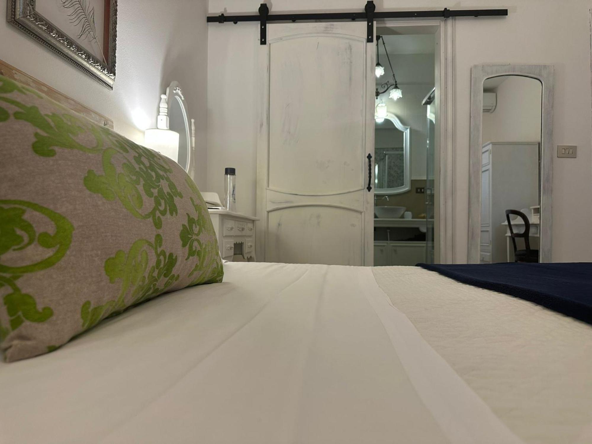 Civico 98 Hotel Milazzo Bagian luar foto